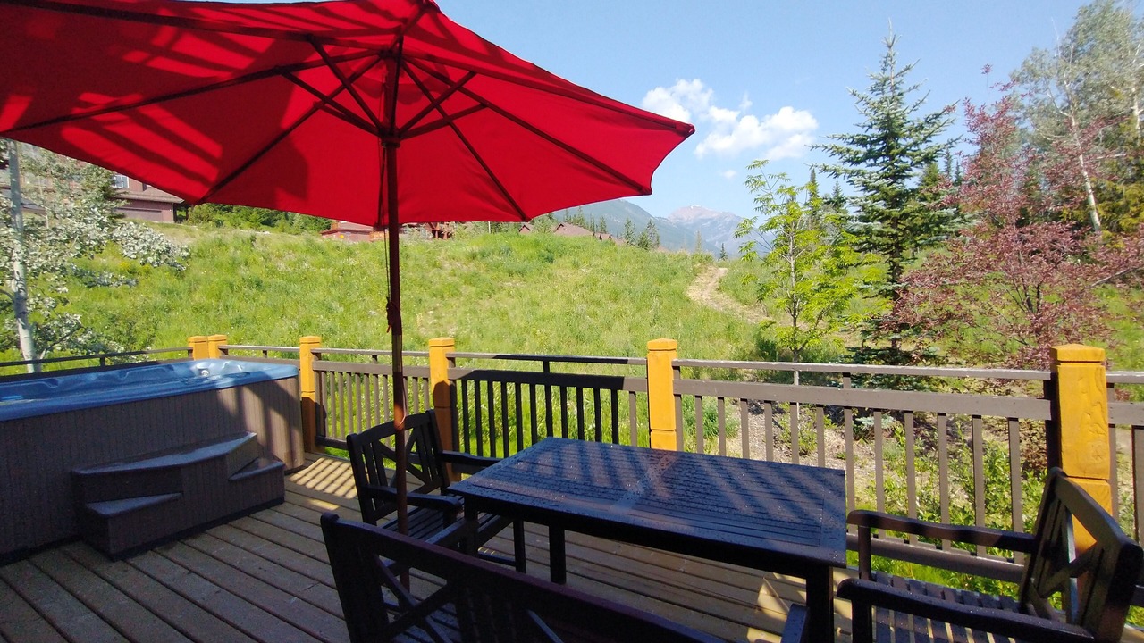 Photo of Outdoor in Golden