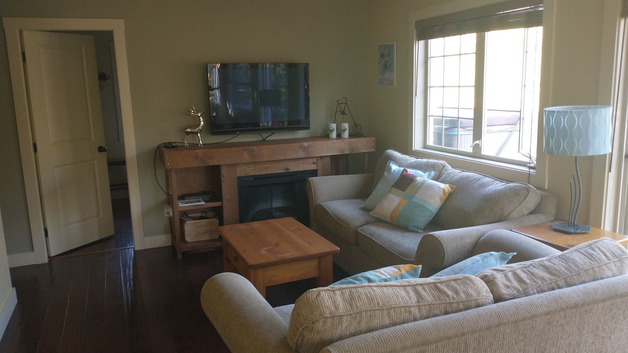 Photo of Livingroom in Golden