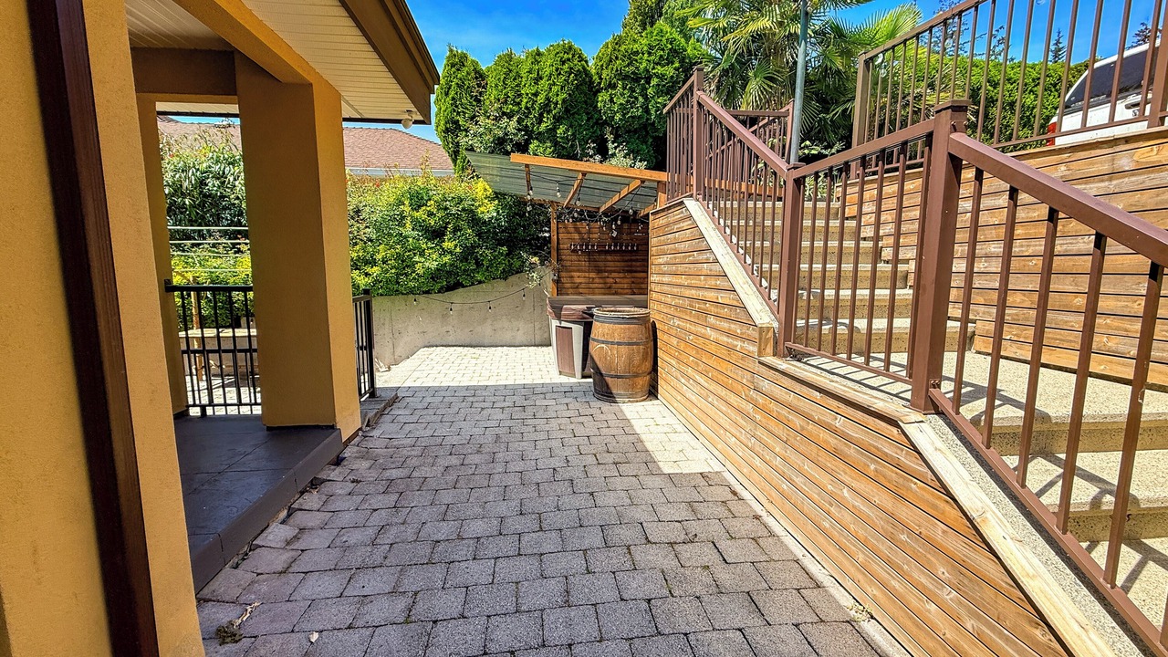 Photo of Patio Balcony in District of North Vancouver