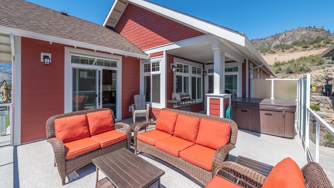 Photo of Patio Balcony in Osoyoos
