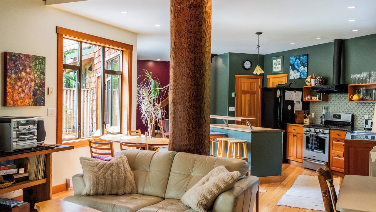 Photo of Livingroom in Tofino