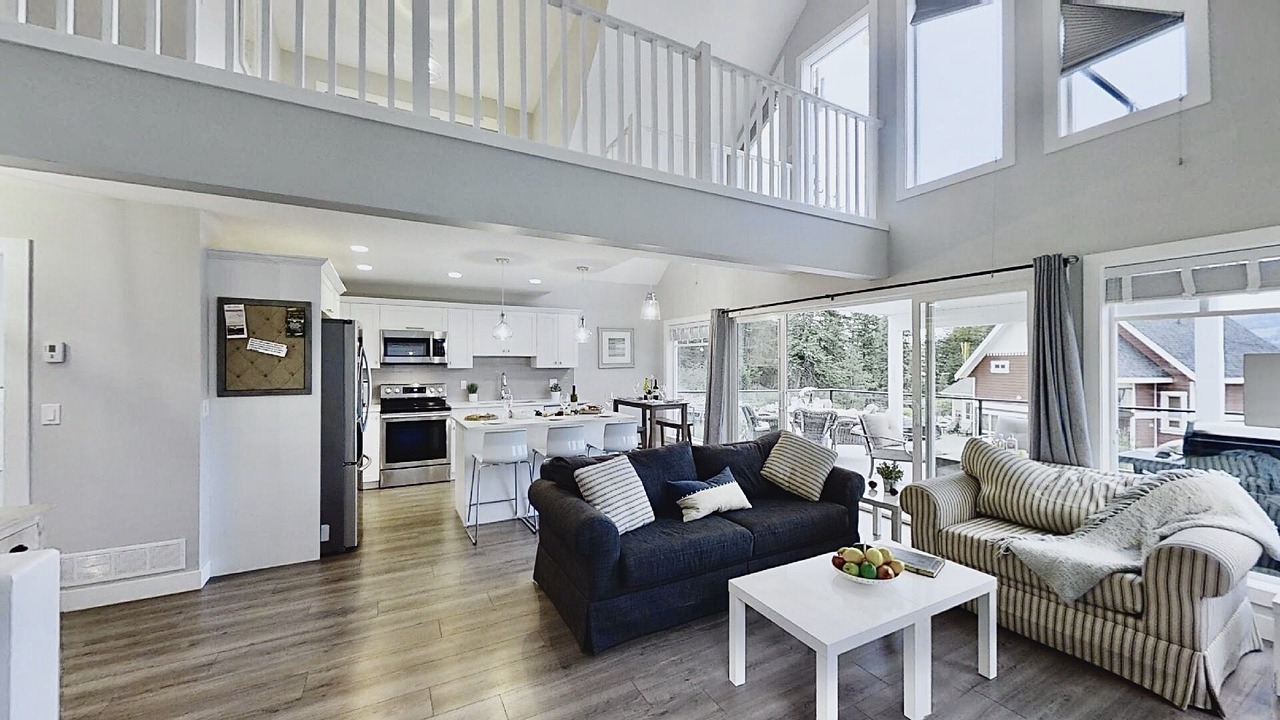 Photo of Livingroom in Central Okanagan