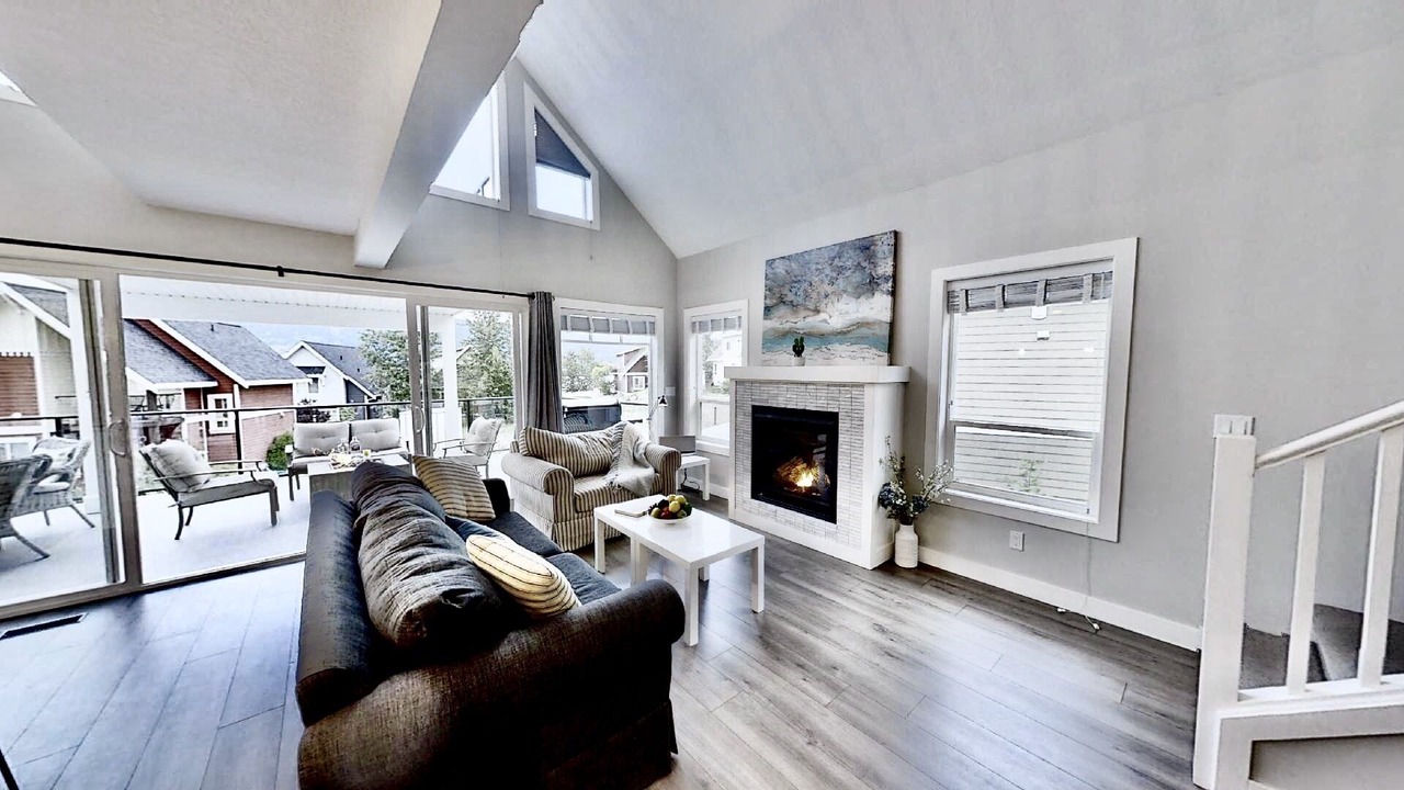Photo of Livingroom in Central Okanagan