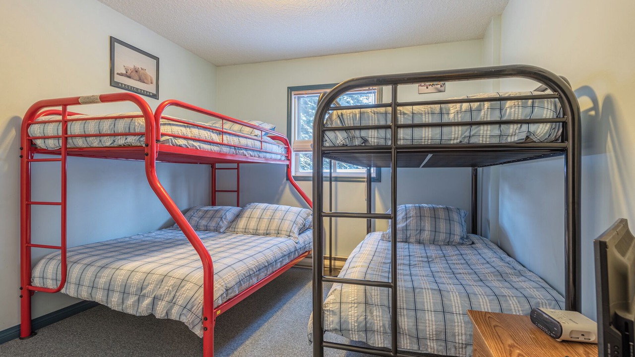 Photo of Bedroom in Silver Star Mountain