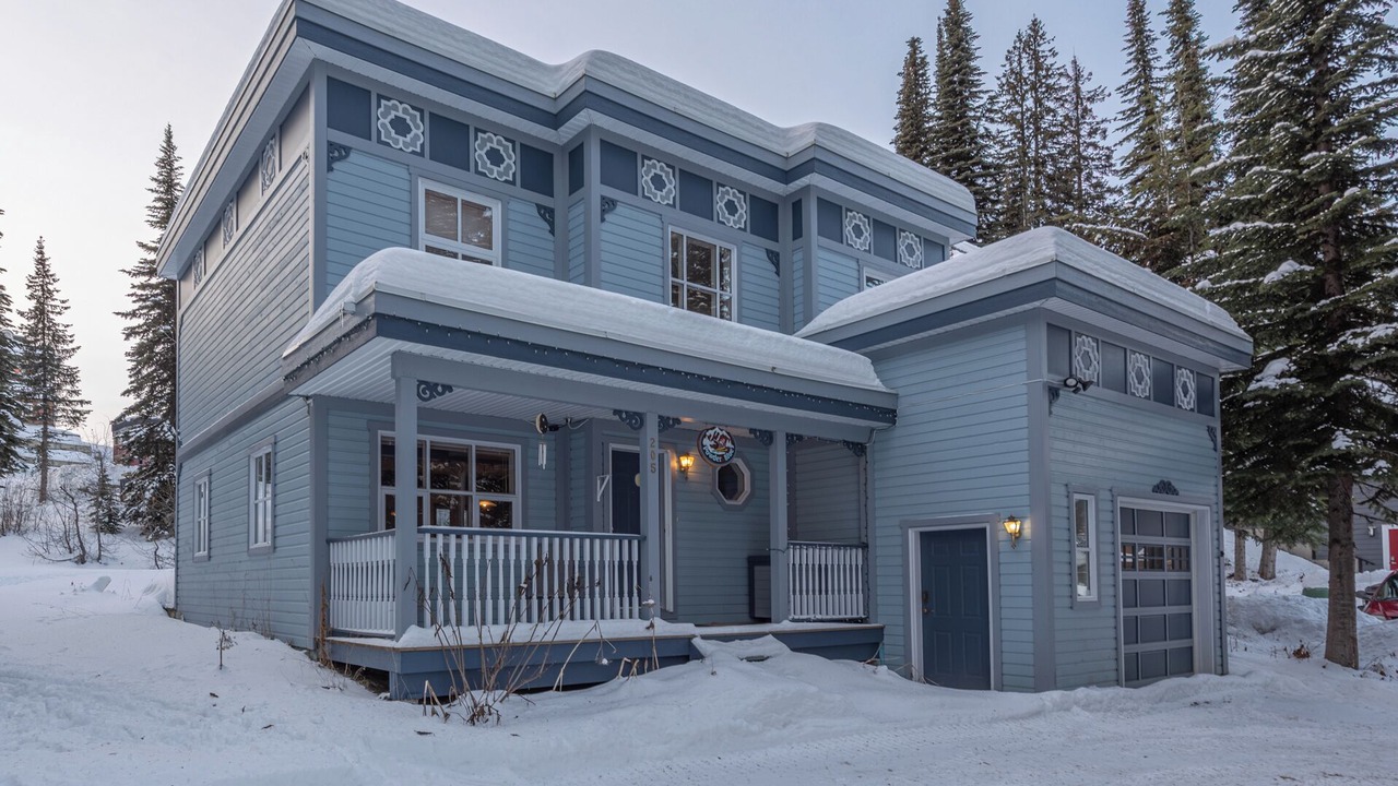 Photo of Outdoor in Silver Star Mountain