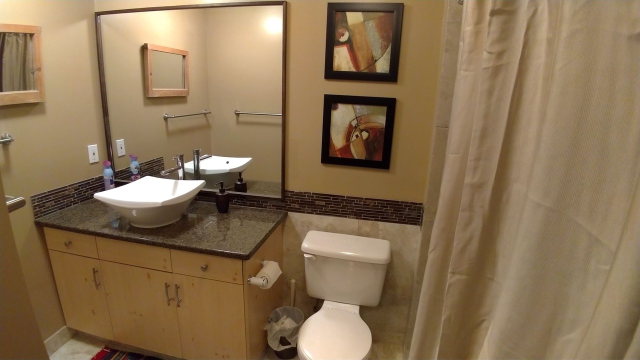Photo of Bathroom in Big White Ski Resort