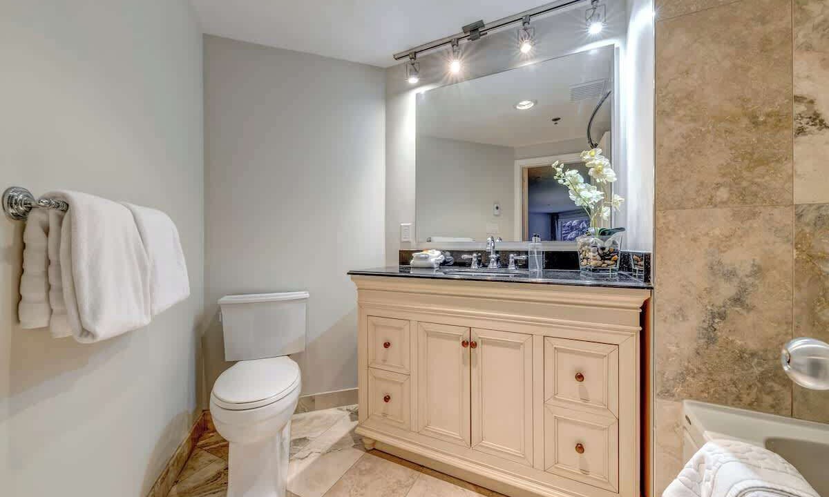 Photo of Bathroom in Upper Village