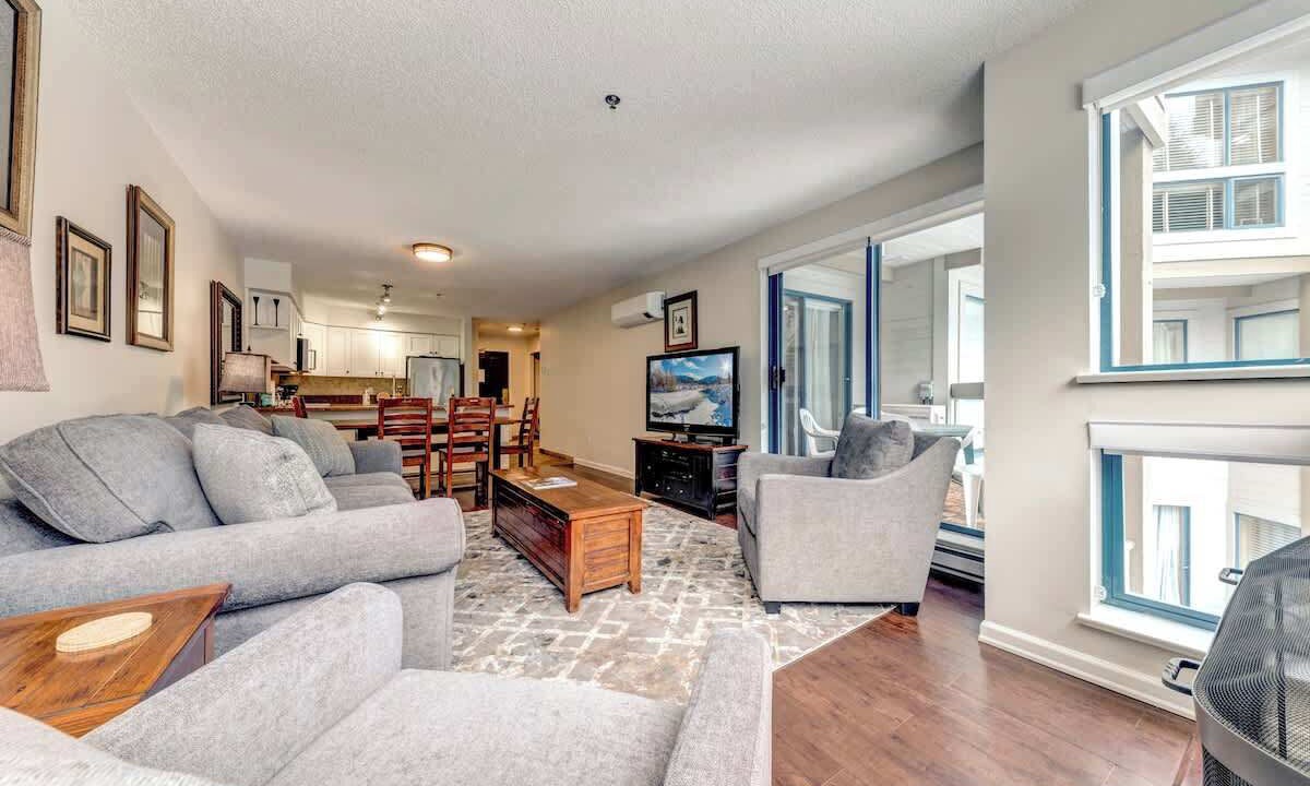 Photo of Bedroom in Upper Village