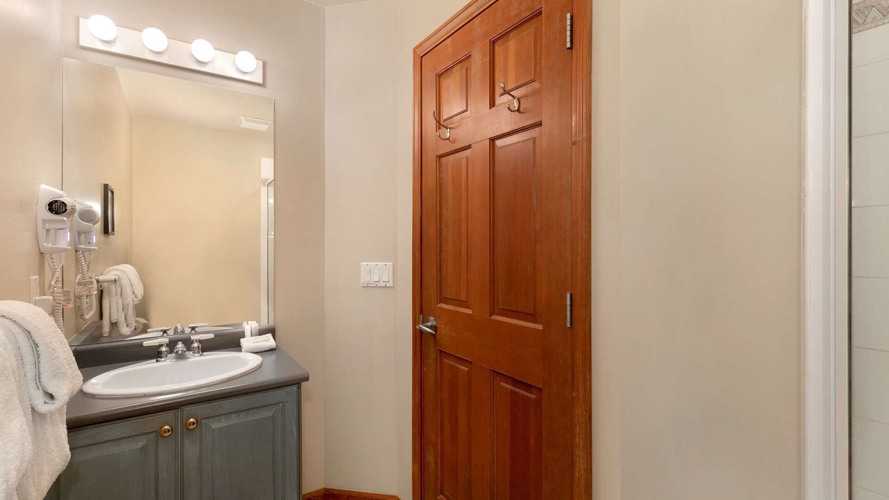 Photo of Bathroom in Village North