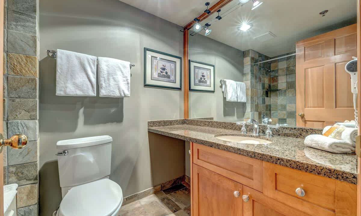 Photo of Bathroom in Upper Village