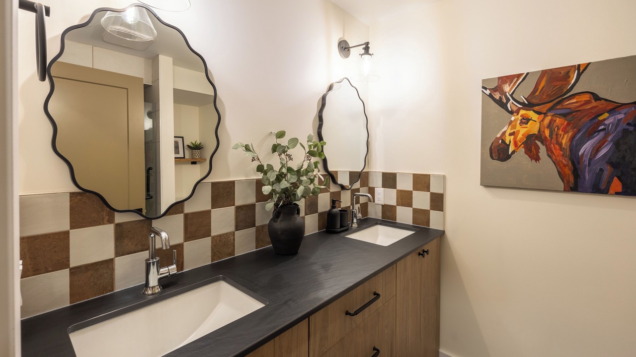 Photo of Bathroom in Panorama