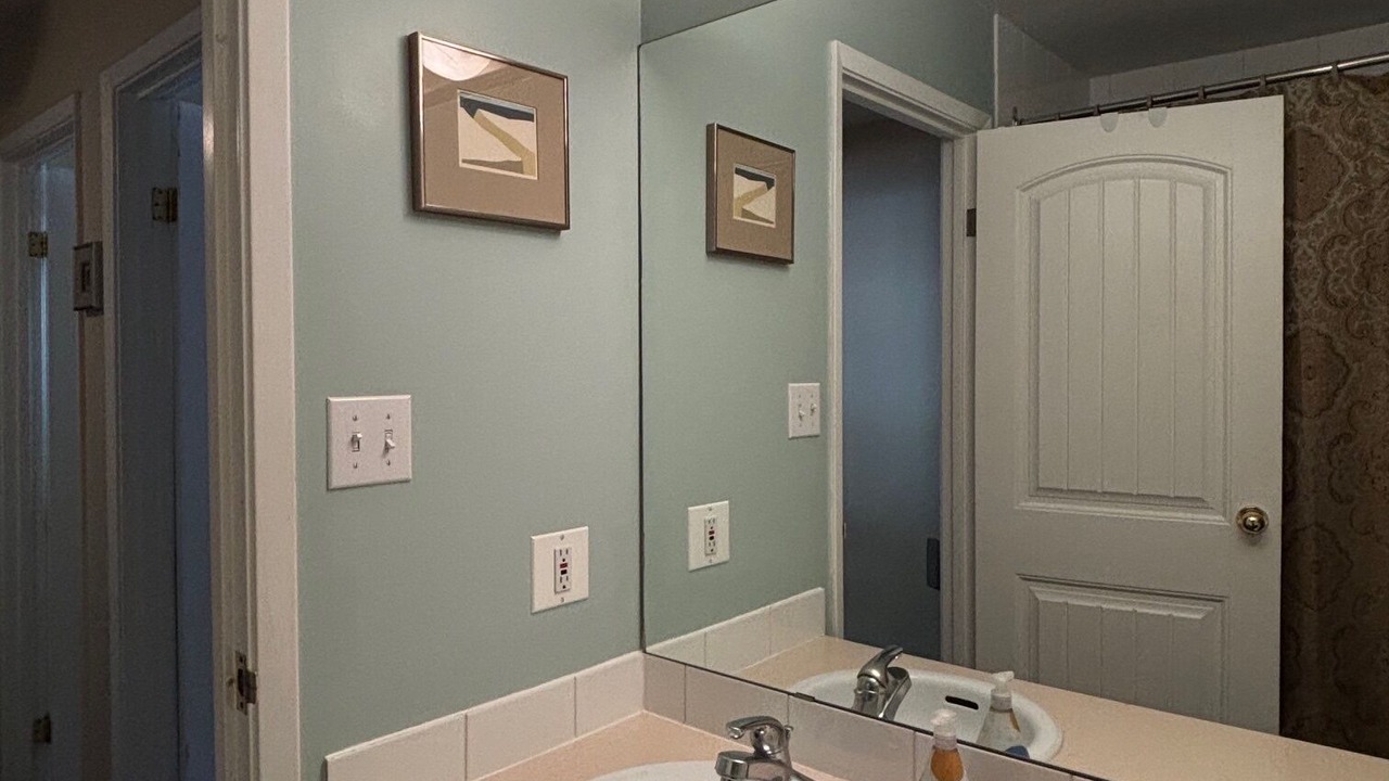 Photo of Bathroom in Panorama