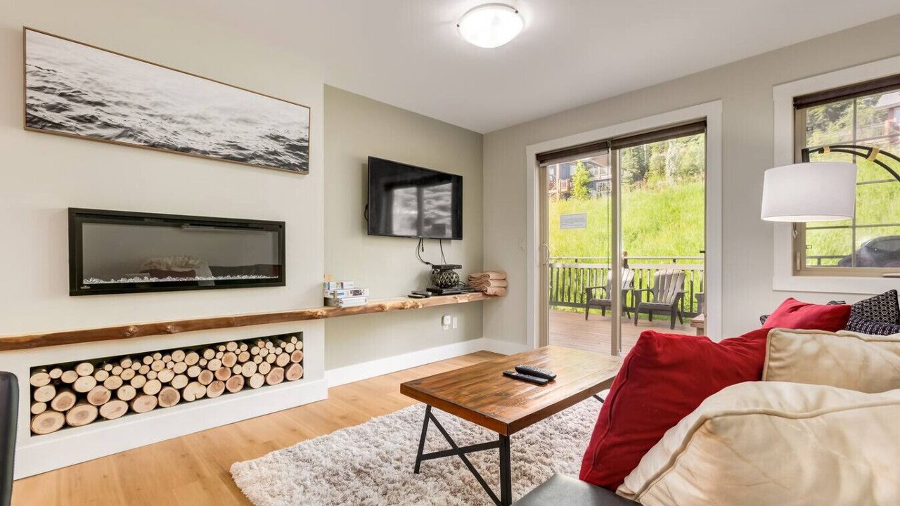 Photo of Livingroom in Golden