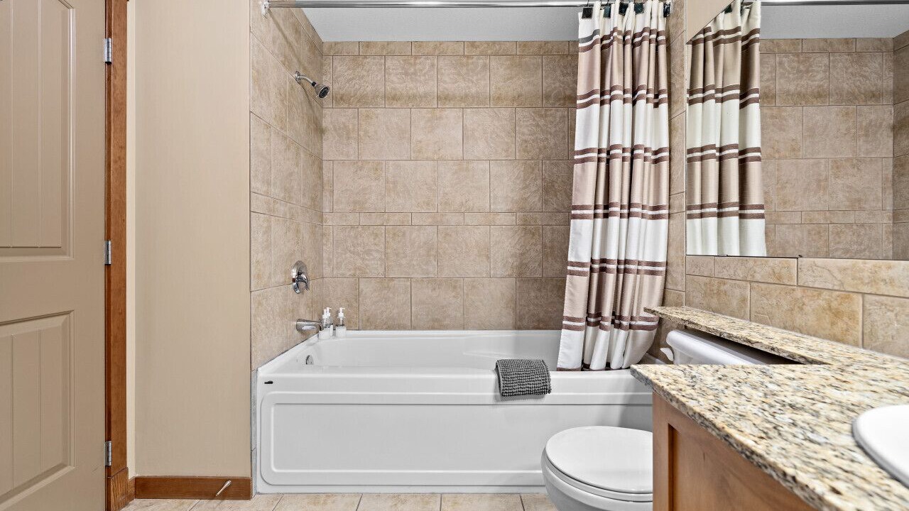 Photo of Bathroom in Cougar Creek