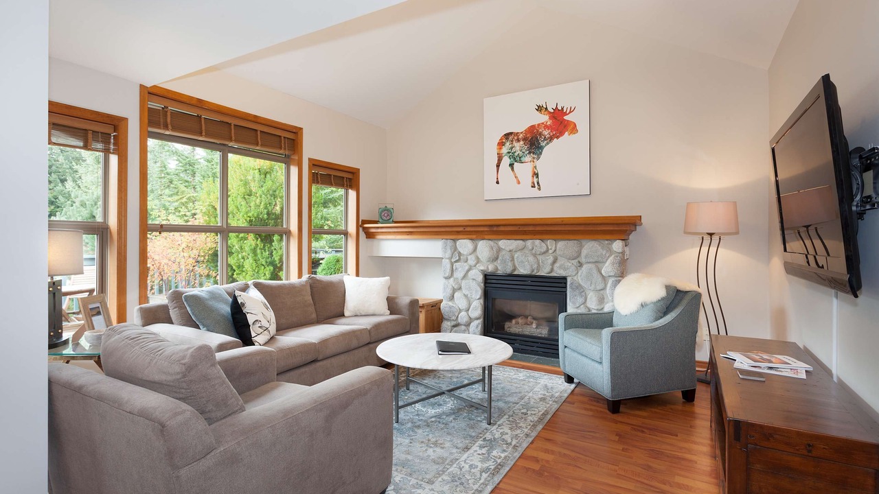 Photo of Livingroom in Upper Village