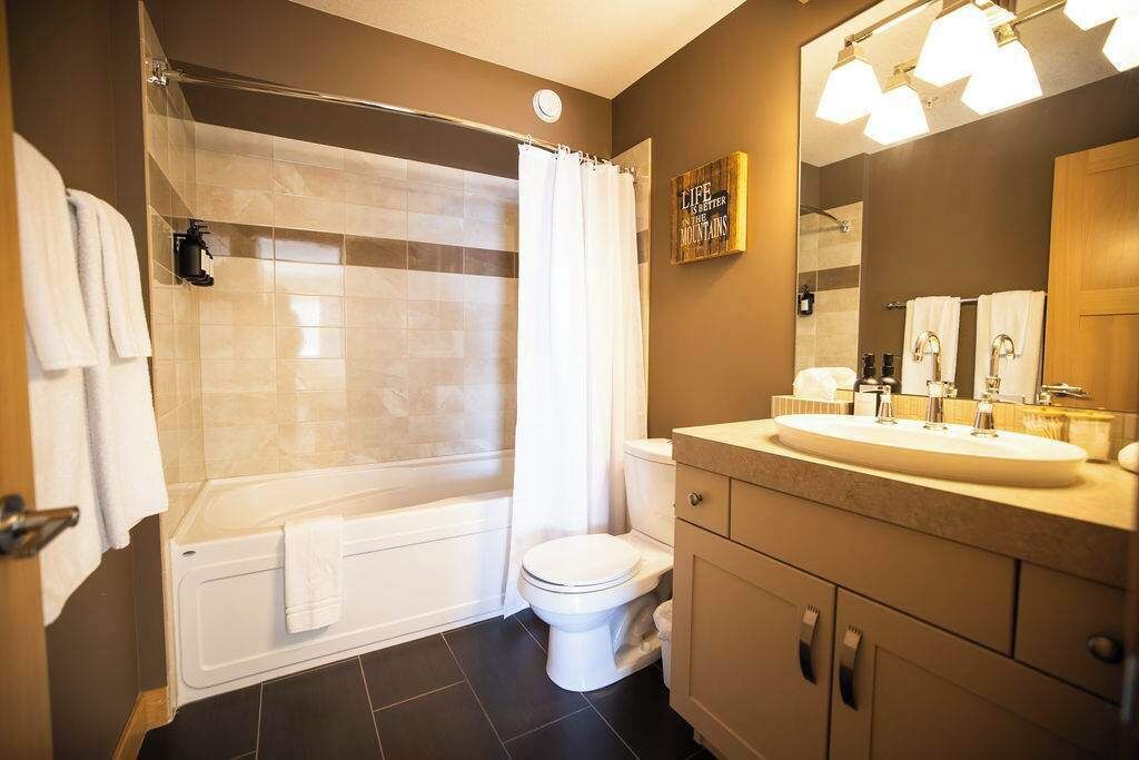 Photo of Bathroom in Silver Star Mountain