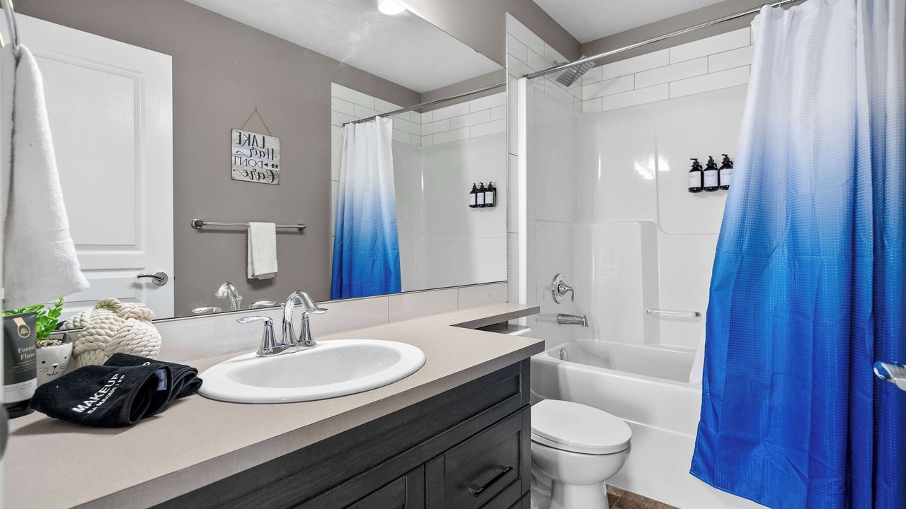 Photo of Bathroom in Sylvan Lake