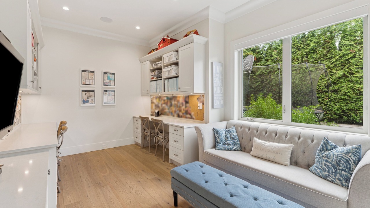 Photo of Livingroom in Burnaby