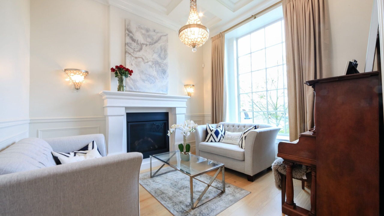 Photo of Livingroom in Burnaby