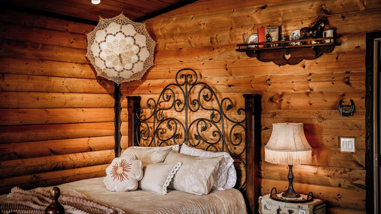 Photo of Bedroom in Central Alberta