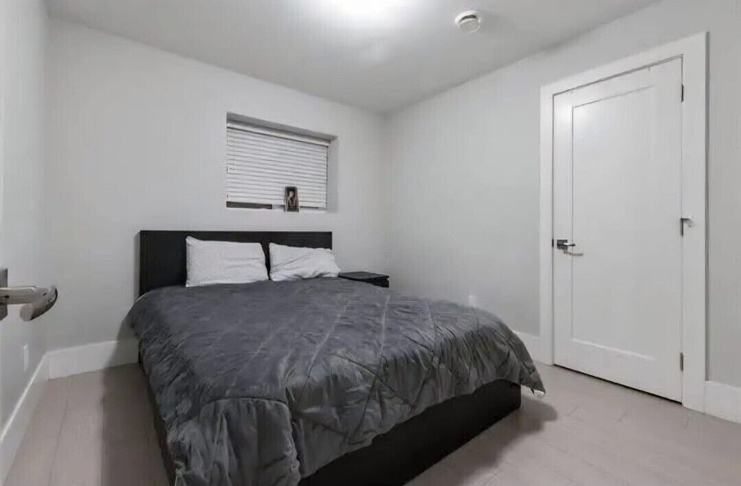 Photo of Bedroom in West Newton - Highway 10