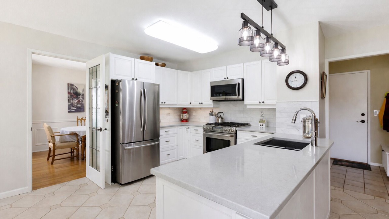 Photo of Kitchen in Lynn Valley