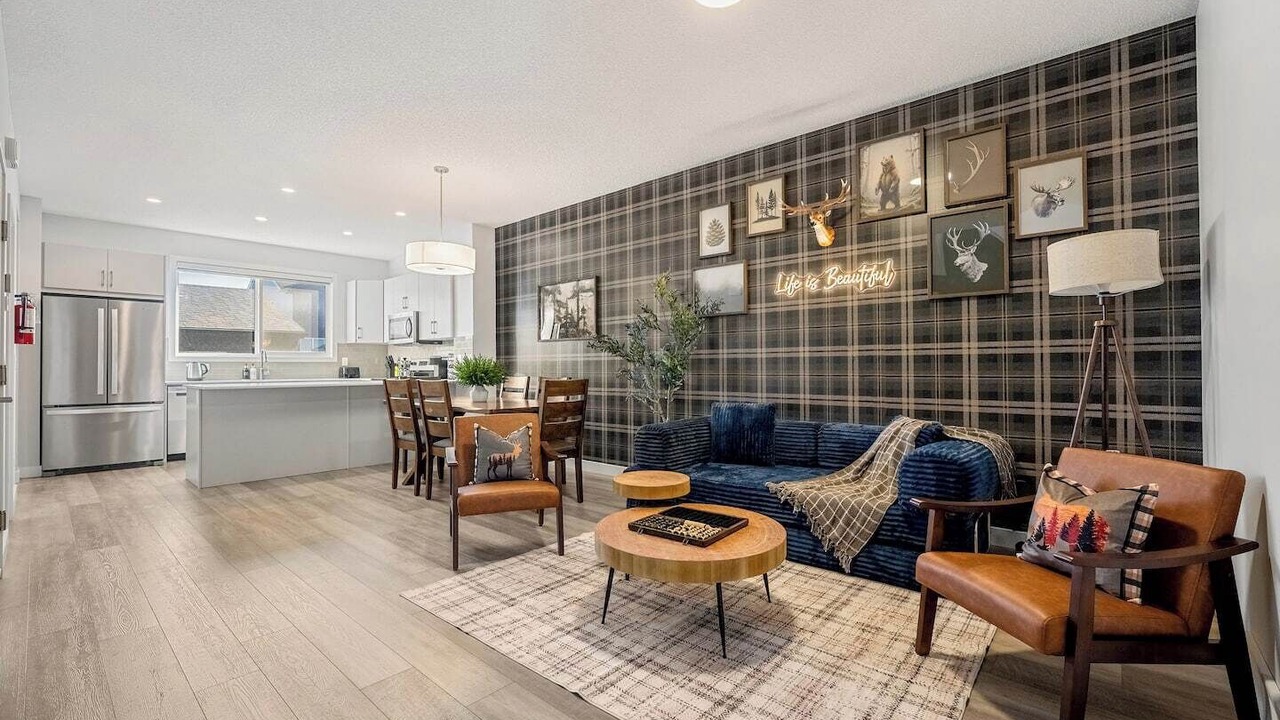 Photo of Livingroom in Evanston