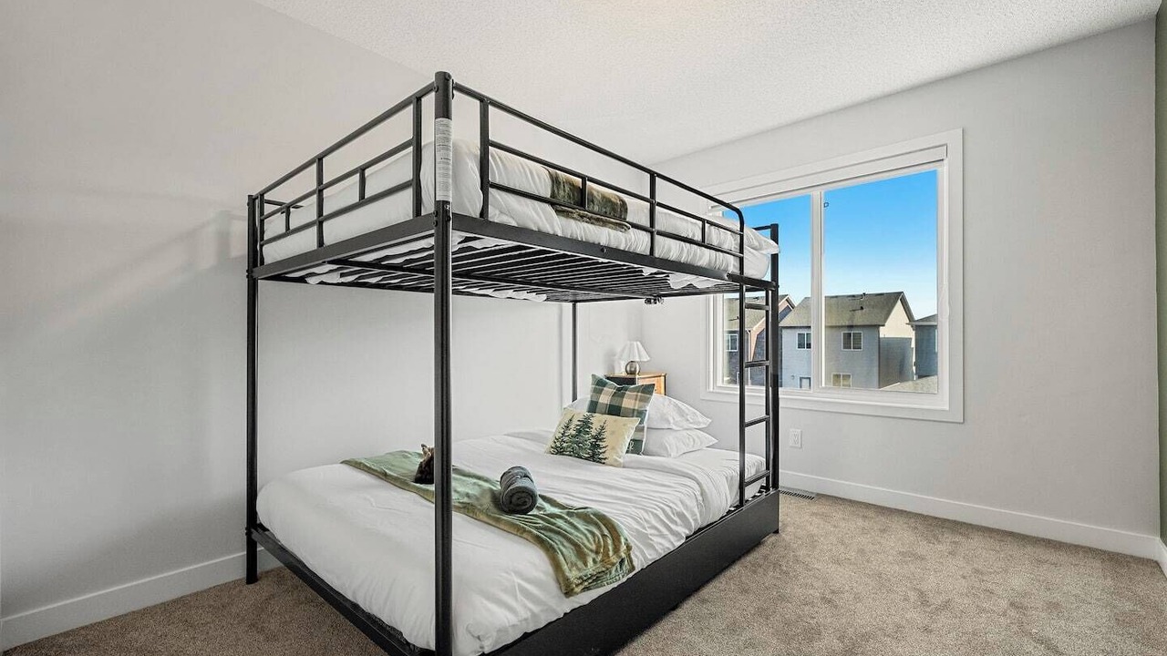 Photo of Bedroom in Evanston