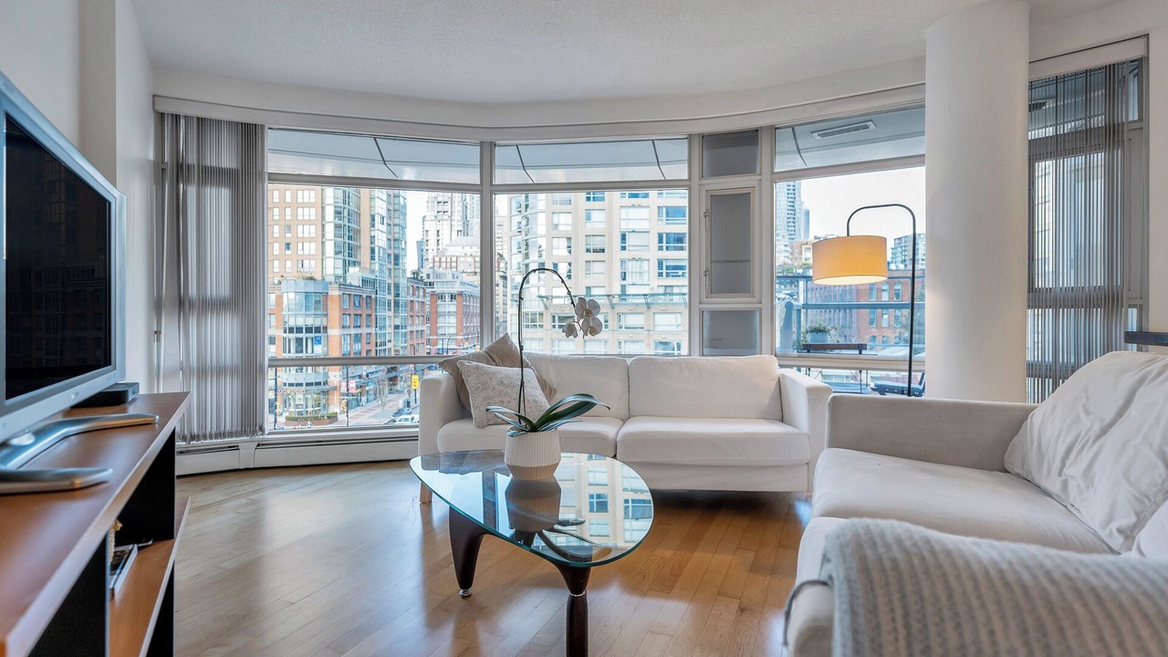 Photo of Livingroom in Downtown Vancouver