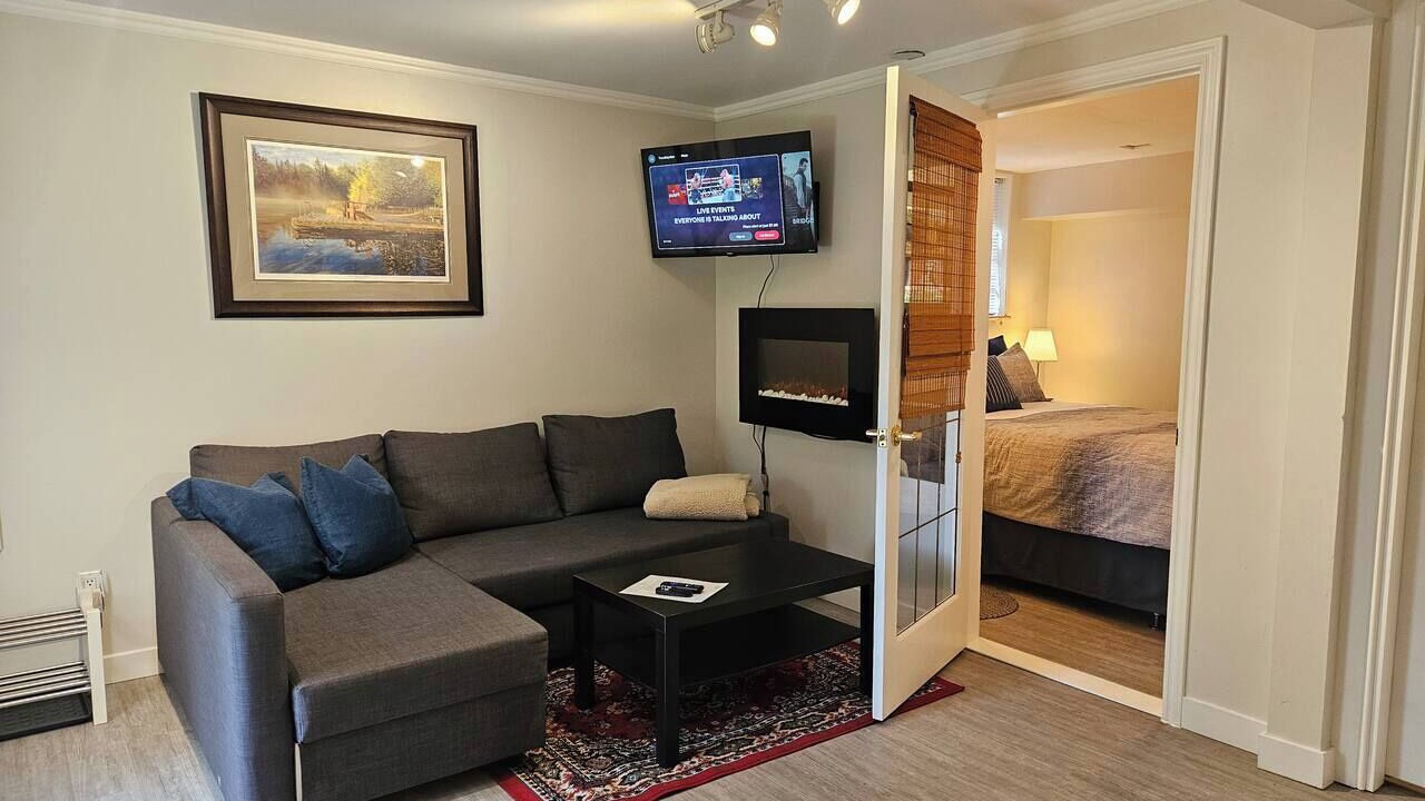 Photo of Livingroom in Bowen Island
