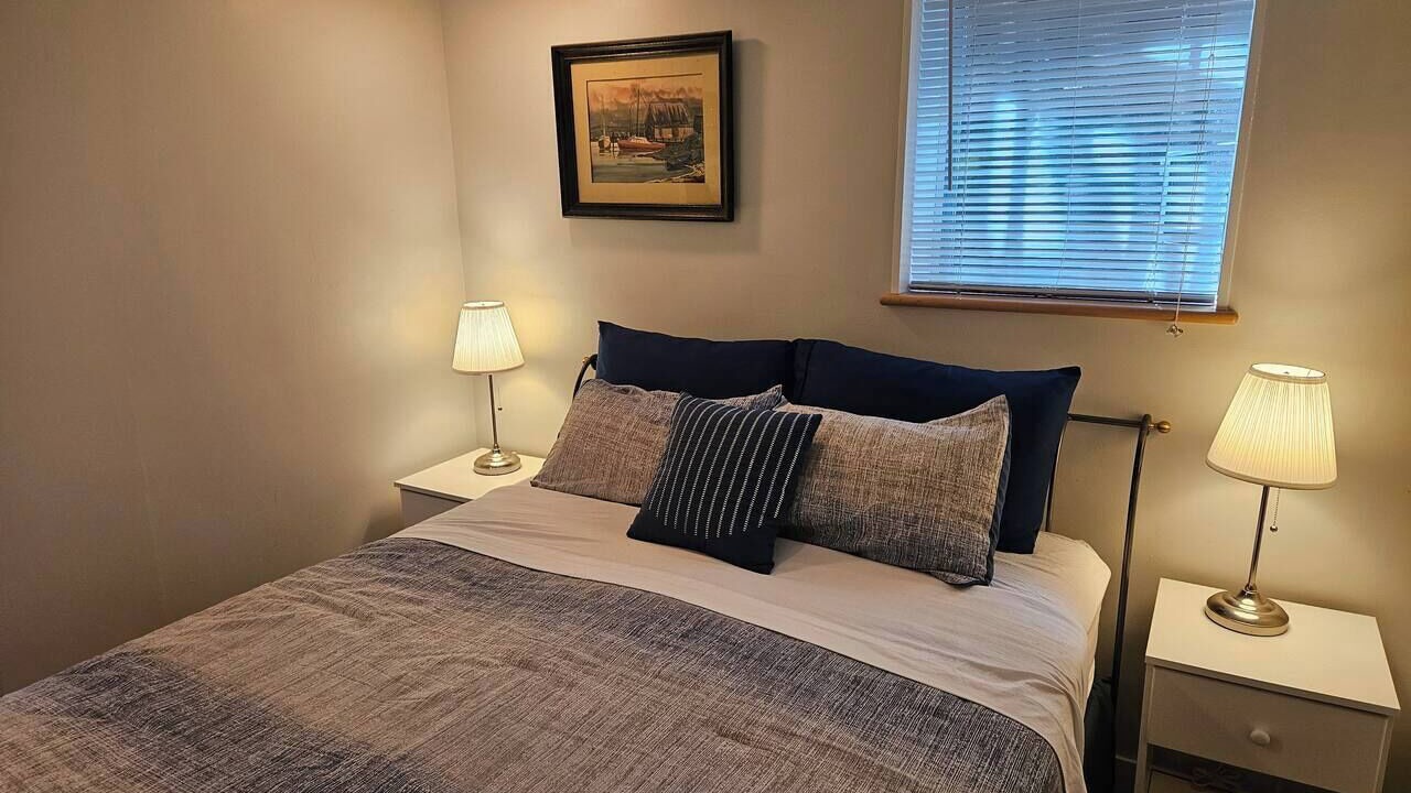 Photo of Bedroom in Bowen Island