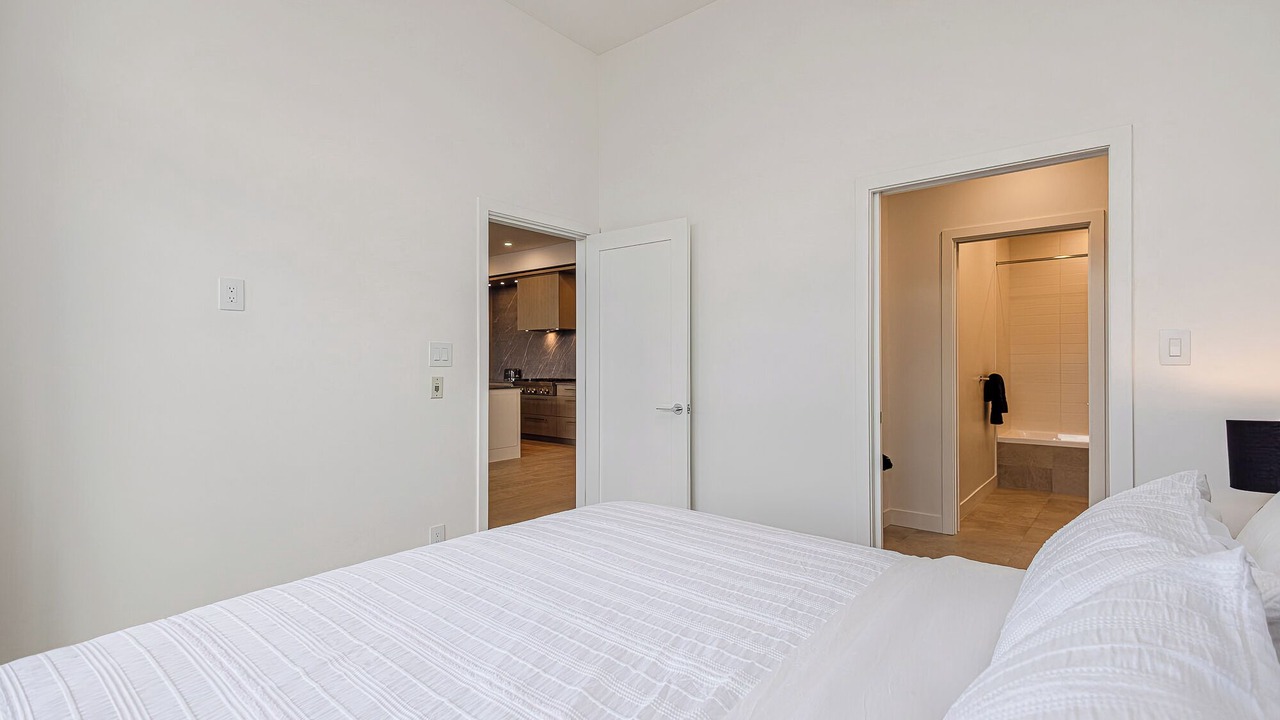 Photo of Bedroom in South Pandosy