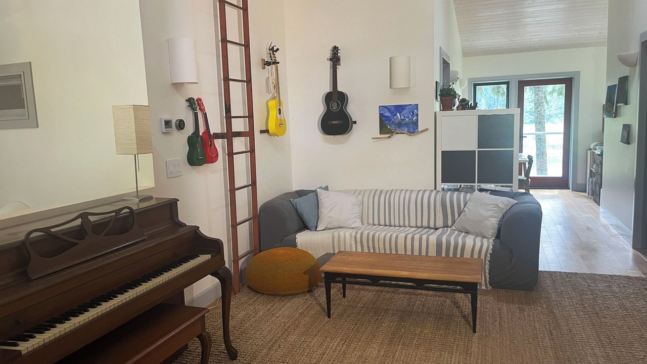 Photo of Livingroom in Victoria