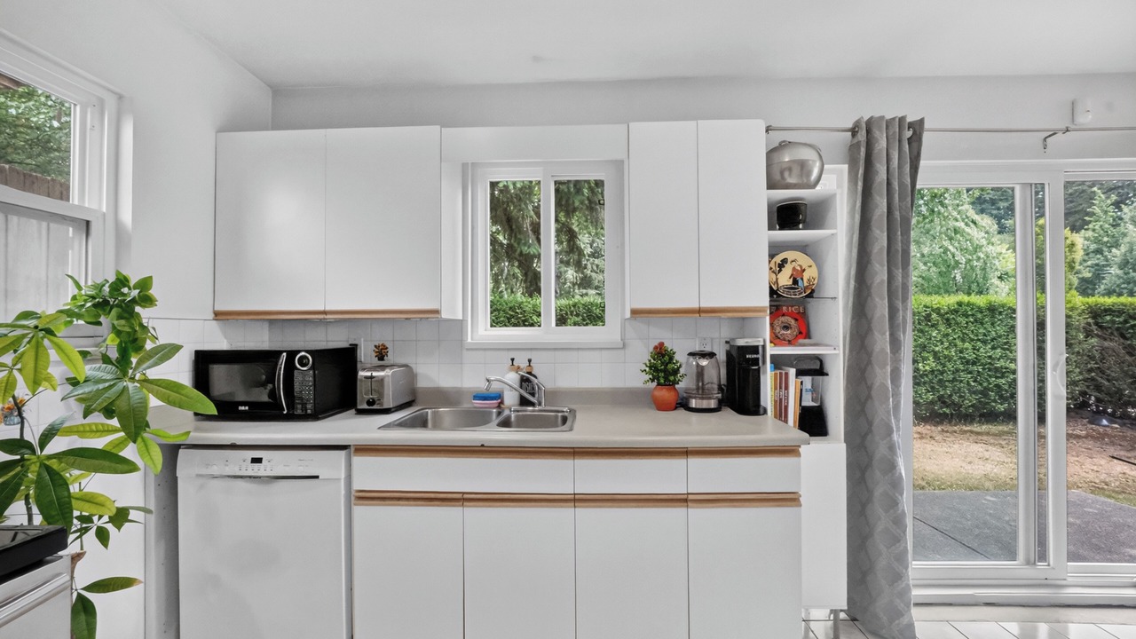 Photo of Kitchen in Killarney