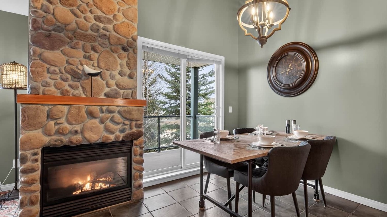 Photo of Patio Balcony in Radium Hot Springs