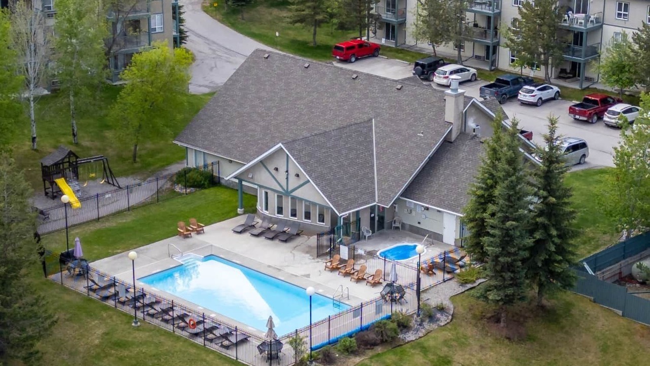 Photo of Outdoor in Radium Hot Springs