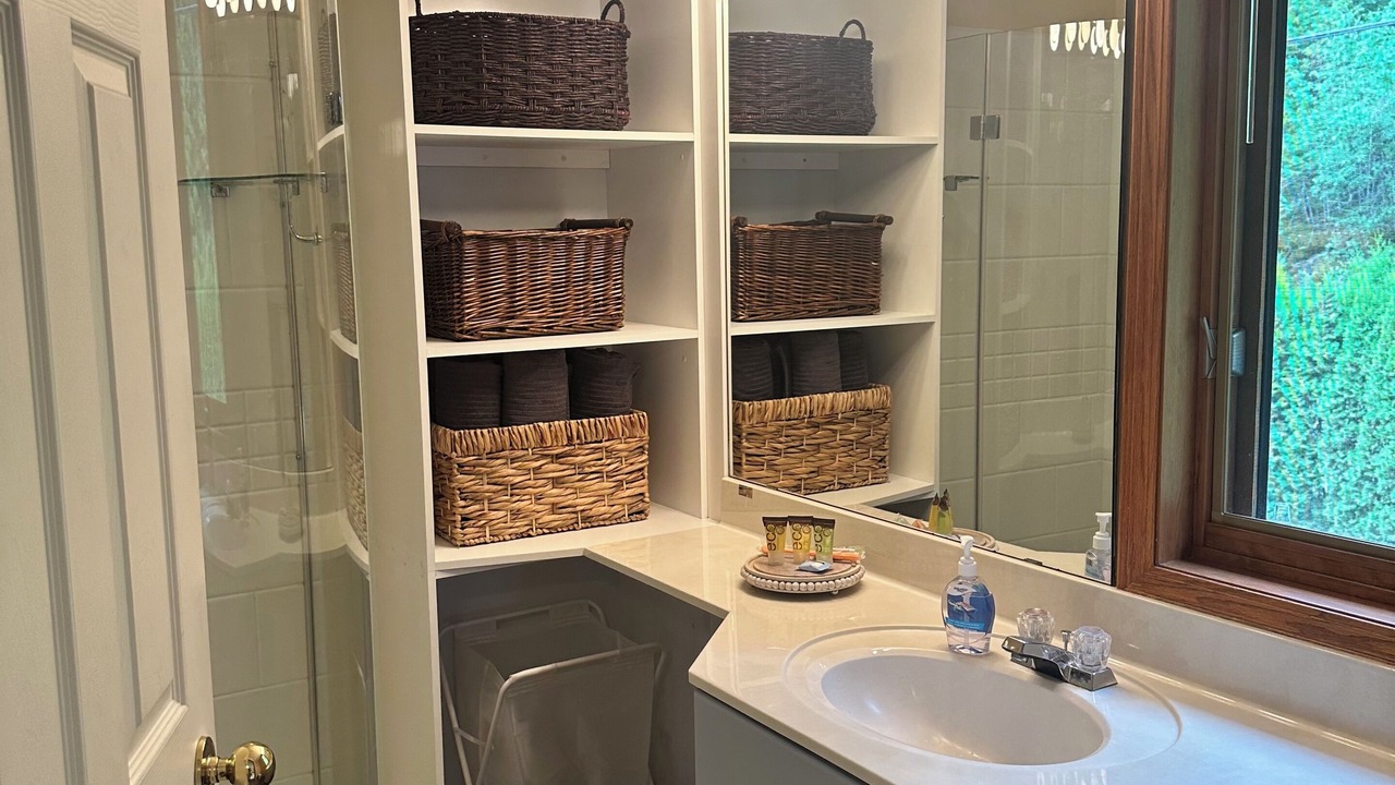 Photo of Bathroom in Blind Bay