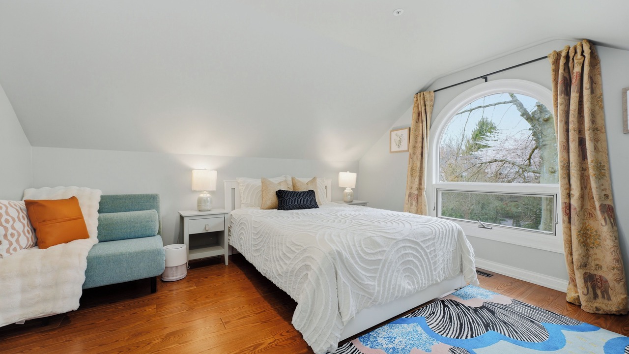 Photo of Bedroom in West Point Grey