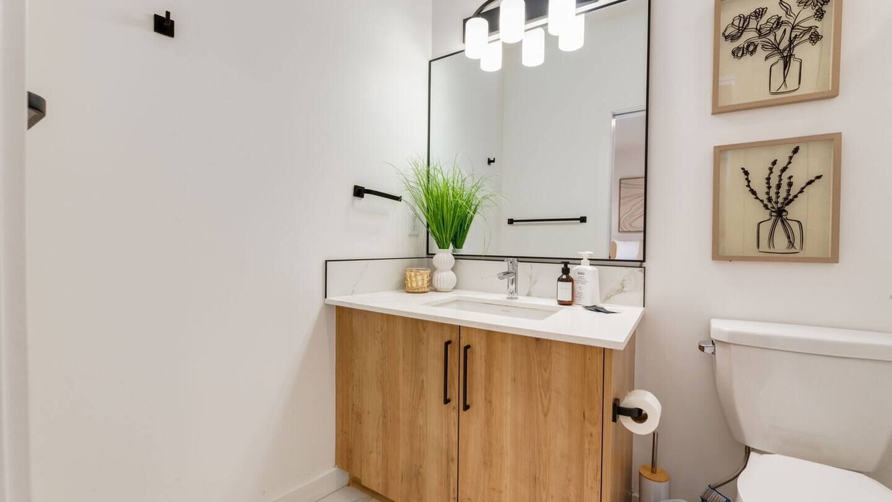 Photo of Bathroom in Shaganappi