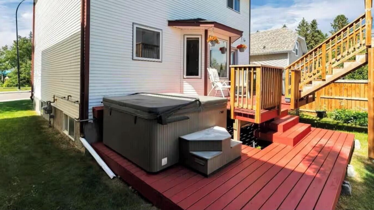 Photo of Patio Balcony in Sylvan Lake