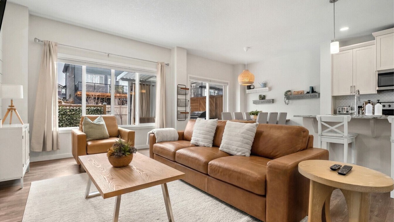 Photo of Livingroom in Cochrane