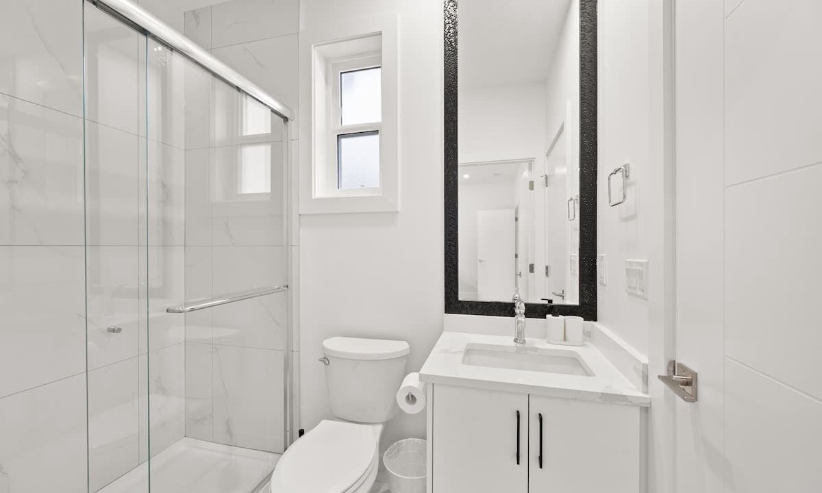 Photo of Bathroom in Eastern Hillsides