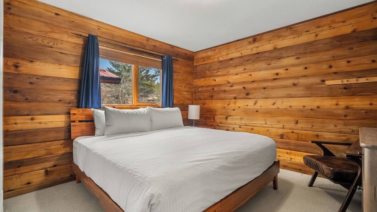 Photo of Bedroom in East Kootenay