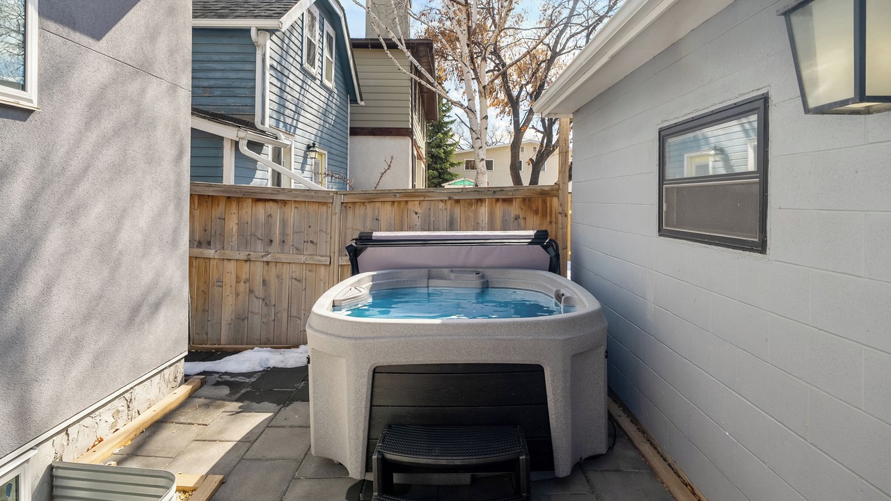 Photo of Patio Balcony in Crescent Heights