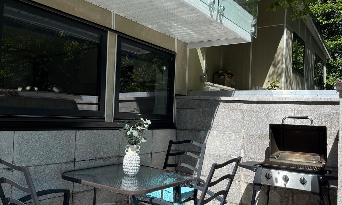 Photo of Outdoor in West Vancouver