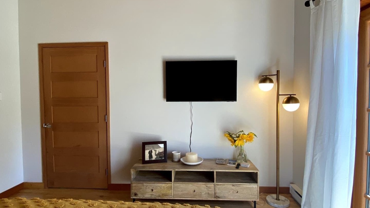 Photo of Bedroom in Bowen Island
