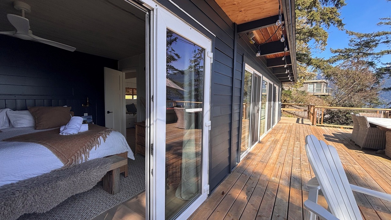 Photo of Bedroom in Bowen Island