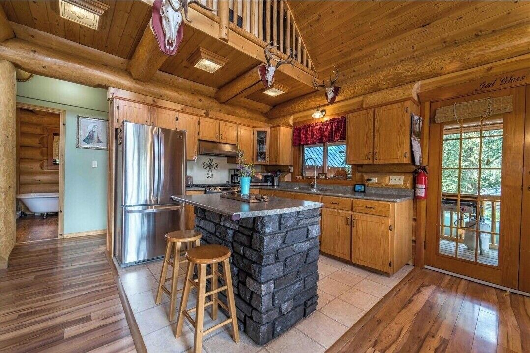 Photo of Kitchen in Logan Lake