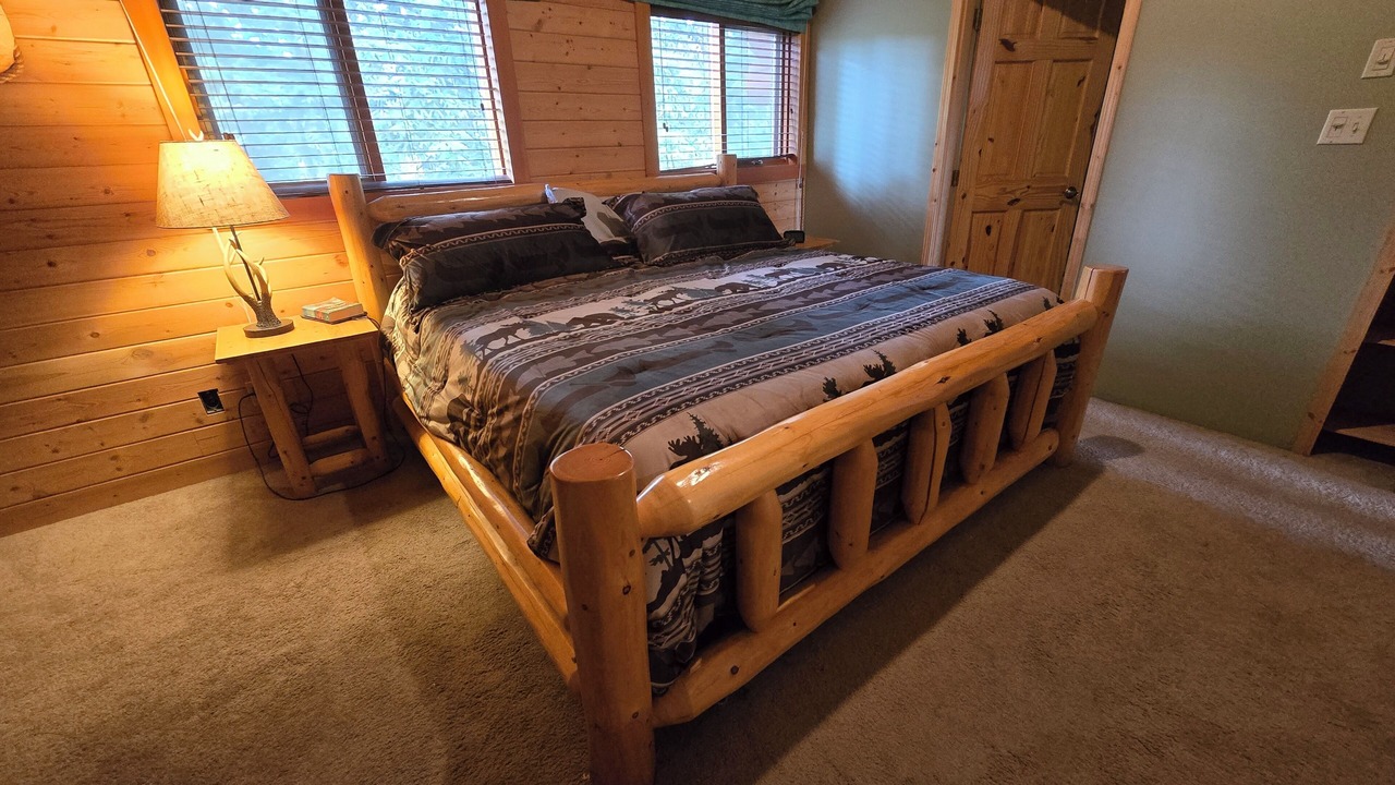 Photo of Bedroom in Logan Lake
