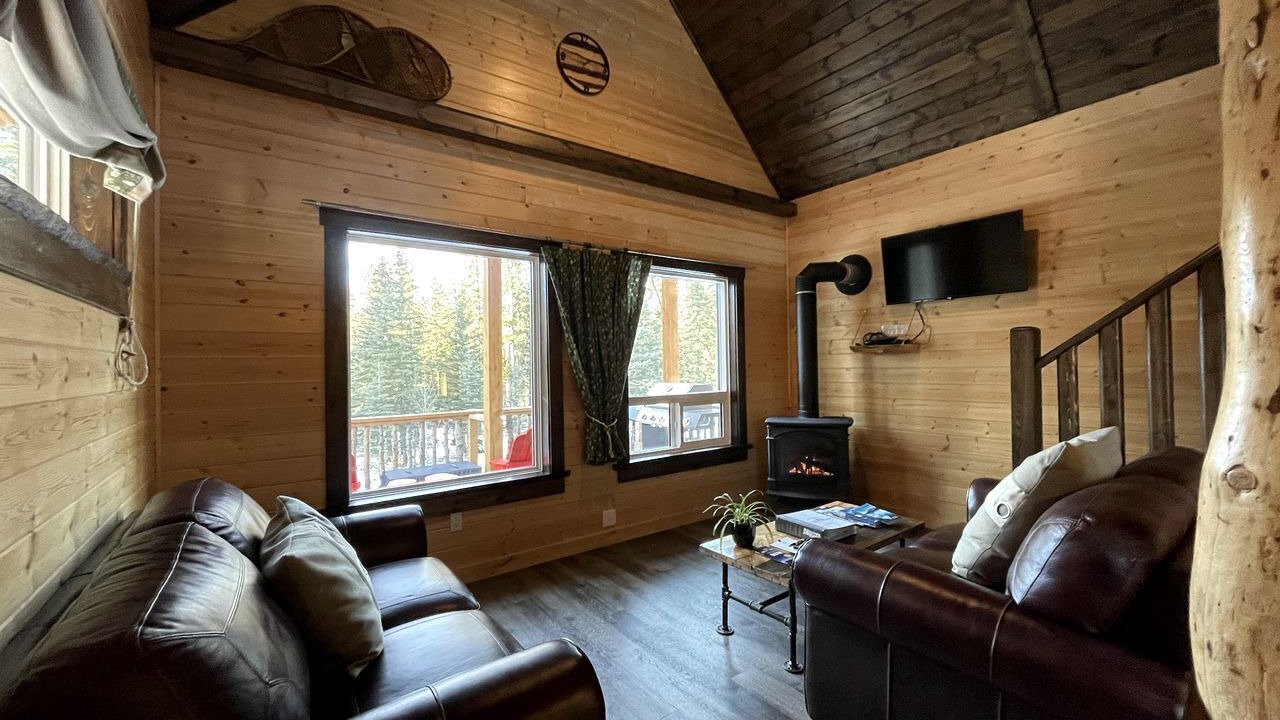 Photo of Livingroom in Nordegg